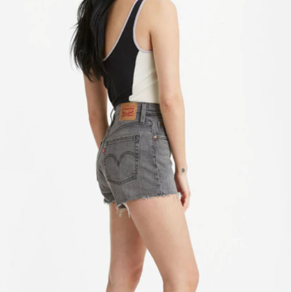 NWT Levi's 501 Original Lady Grey Wash Jean Short Size 27